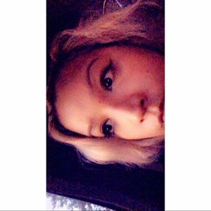 Meet your Posher, Cesiah